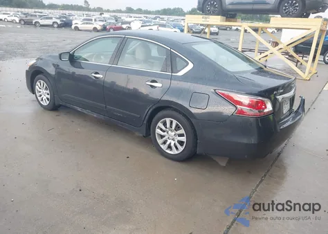 2015 Nissan Altima 2.5 S z USA, uszkodzony, nr VIN 1N4AL3APXFC421763